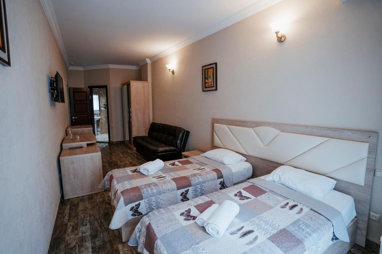 Hotel General Батуми Экстерьер фото