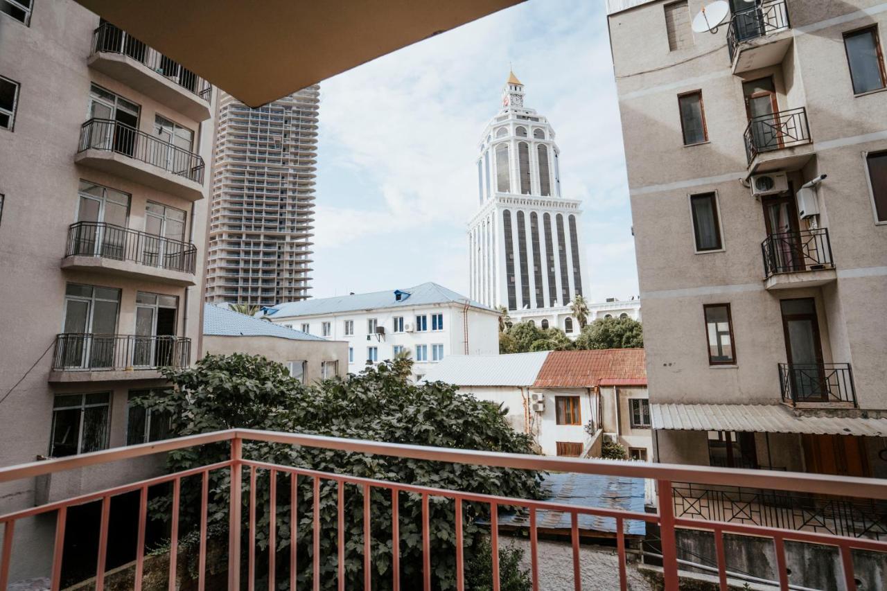 Hotel General Батуми Экстерьер фото